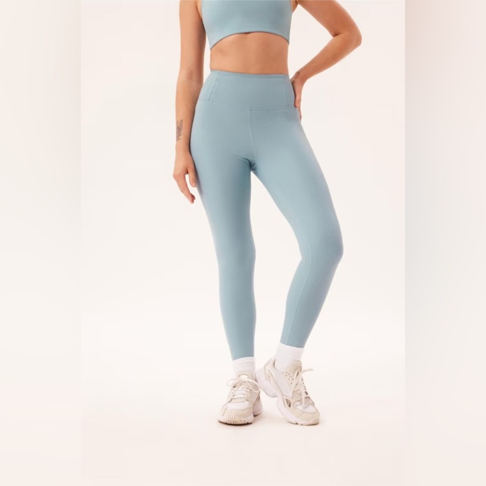 Girlfriend High-Waisted Compressive Rib 7/8 Leggings Mist Small